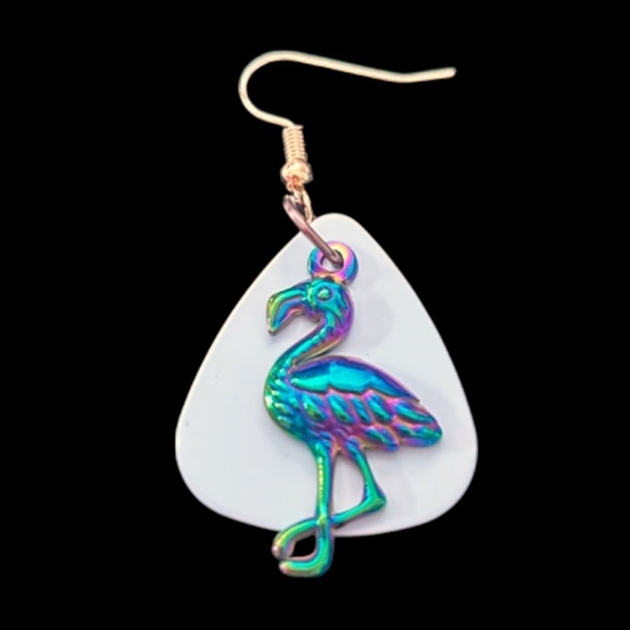 Hand Crafted Drop Earrings Repurposed Guitar Picks Iridescent Neon Flamingo NIP - Picture 4 of 9